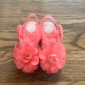 Zaxby's Girls' Coral Floral Jelly Sandals - Kids